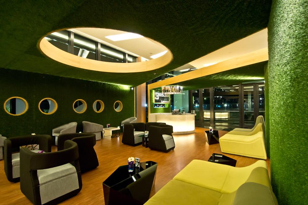 Tsix5 Quarter Hotel Pattaya Buitenkant foto